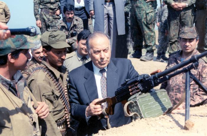“Hərbi Prokurorluğun orduda Heydər Əliyev irsini təbliğ etməsi alqışlanmalıdır”