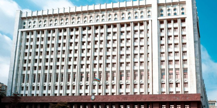 Vəhdət Partiyasının sədri Adəm Bakuvi Prezident Administrasiyasında qəbul edilmişdir